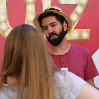 image header Animation